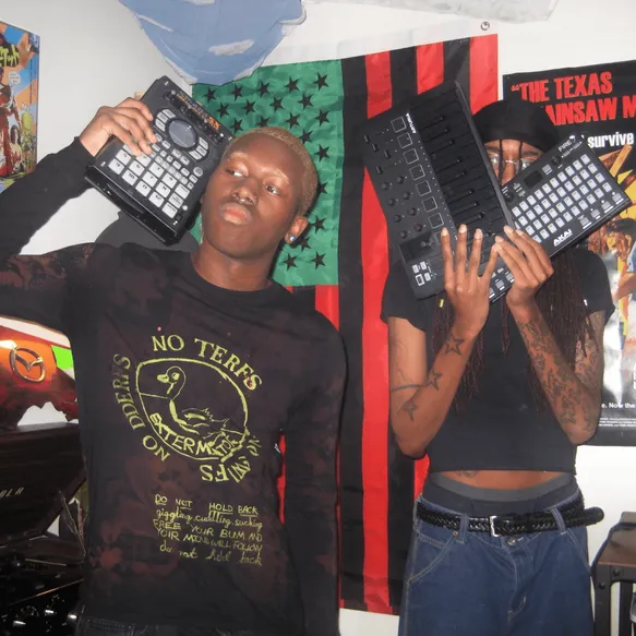 FearDorian & Quinn – Before You Press Play (Album)