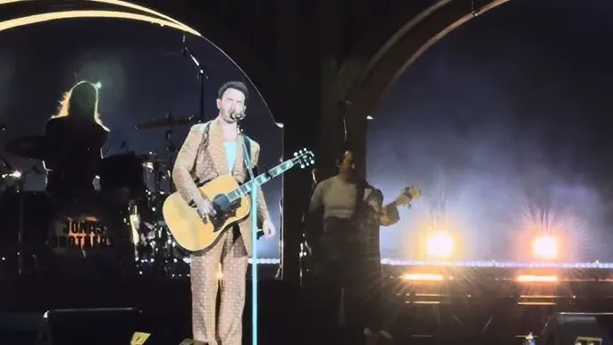 Kevin Jonas - Changing